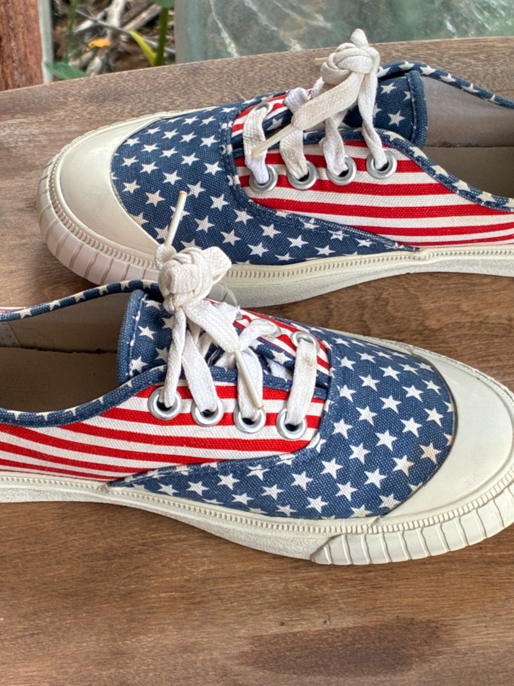 VTG 90s KEDS Stars Stripes Patriotic Women's Canvas Rubber Toe Sneakers 7.5~EUC